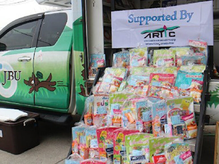 コロナ禍配布物（マスク、消毒液）